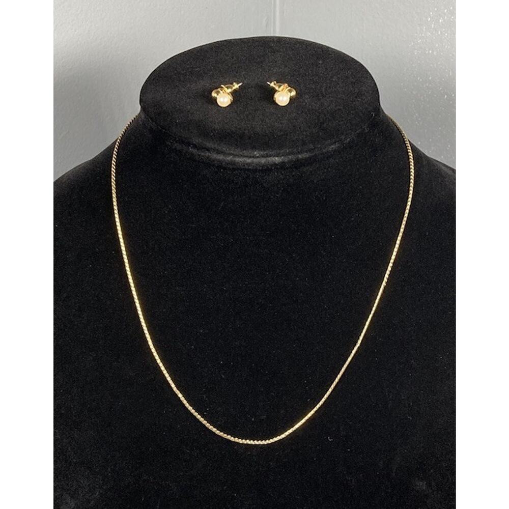 Vintage Monet Gold Tone Chain Necklace 18” & Faux Pearl Earrings
